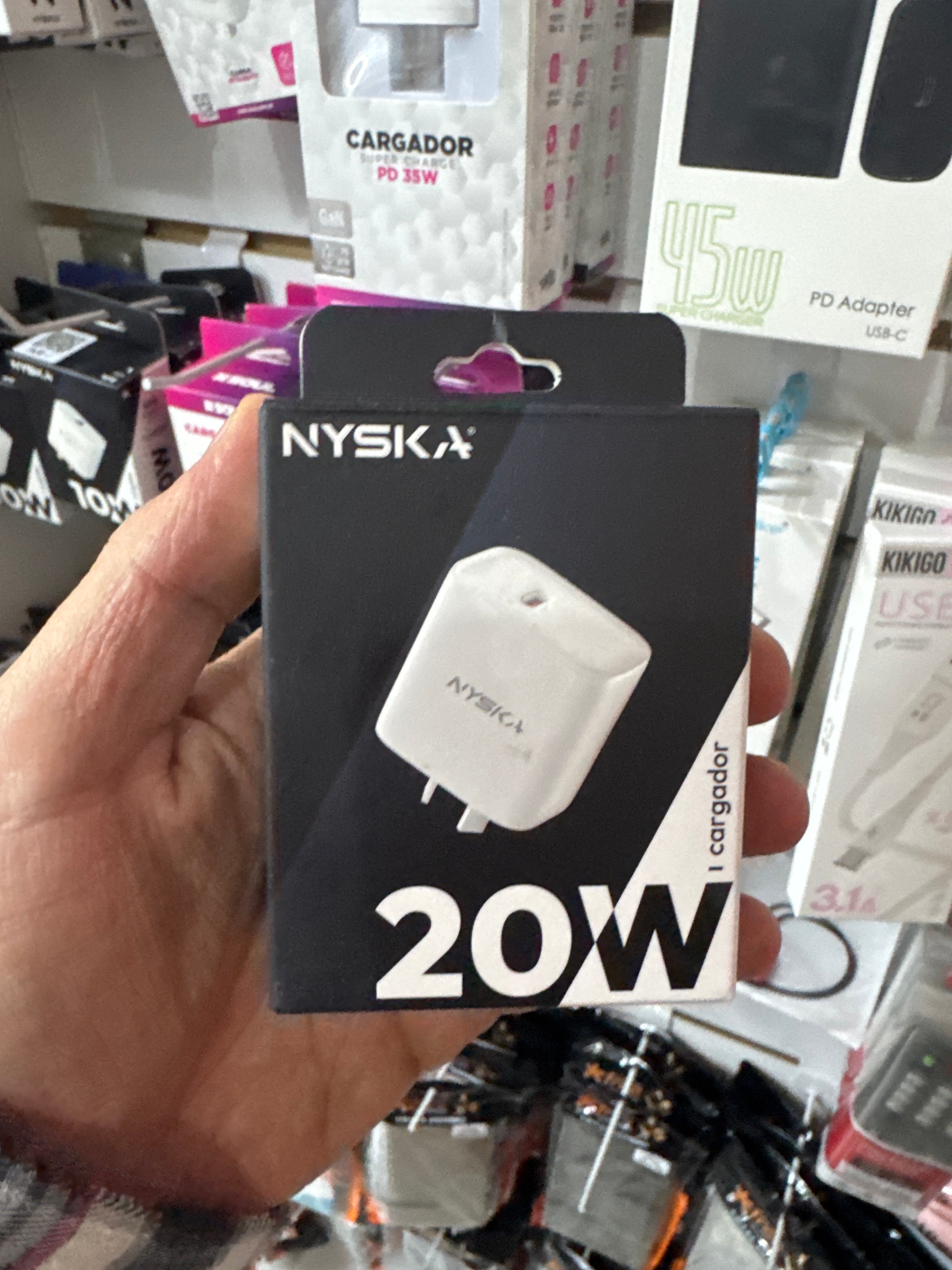 ⚡ Cargá tu celular hasta 3 veces más rápido con 20W de potencia
